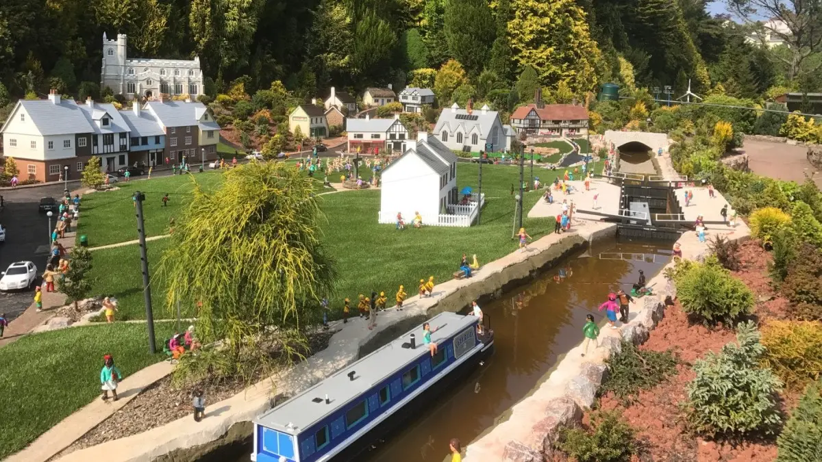 Babbacombe Model Village