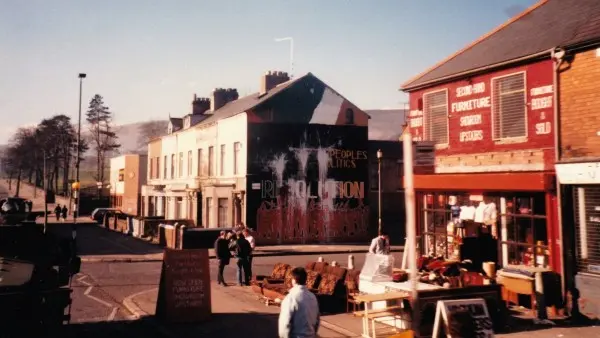 Black Taxi Tour Belfast